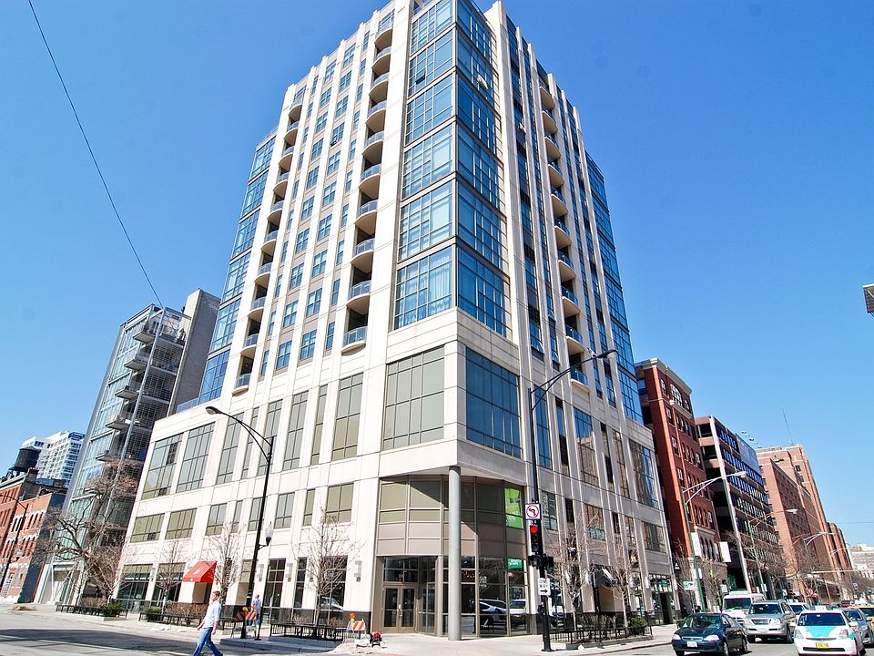 1st image of 150 W Superior St APT 604