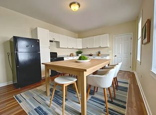 118 N 10th St, Reading, PA 19601