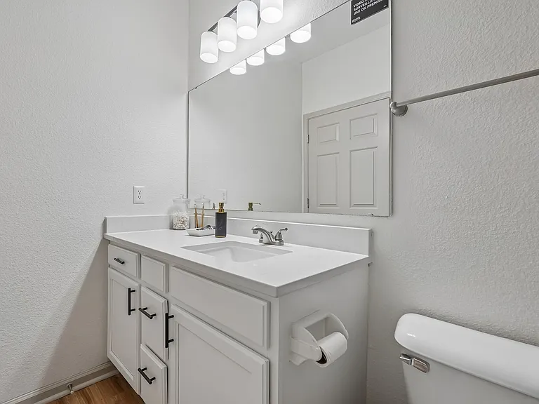 Reserve at Williams Glen — Photo 24