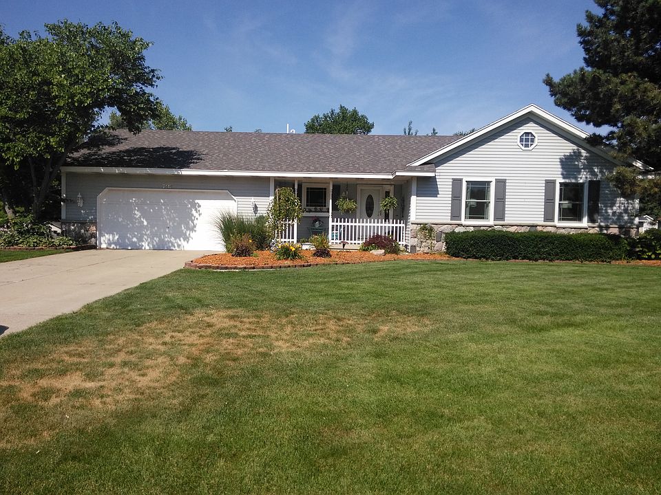 1st image of 7413 Pheasant Run Dr
