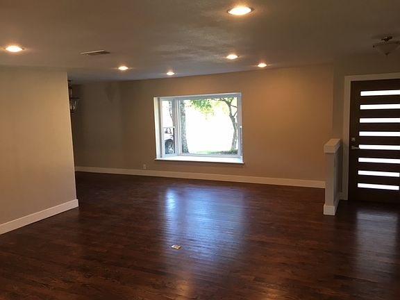 2nd image of 3614 Norcross Ln