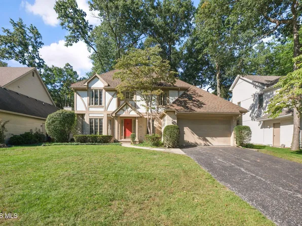 7050 Cloister Rd, Toledo, OH 43617