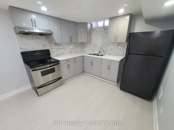 4372 Heathgate Cres, Mississauga, ON L5R 2C1