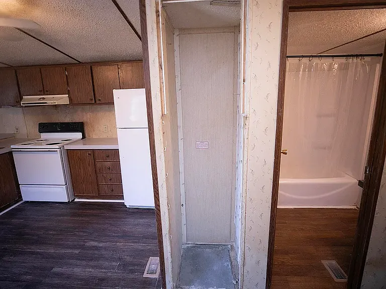 2152A Congaree Rd — Photo 9