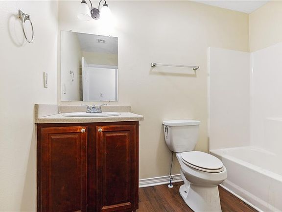 5th image of 1001-3 Gordon St