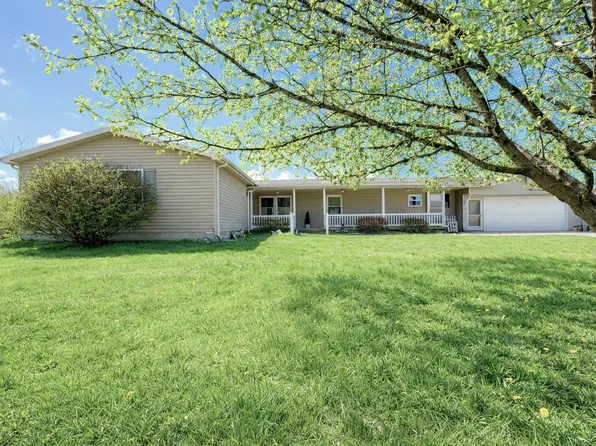 2041 Mills Cart Rd, Salem, IL 62881