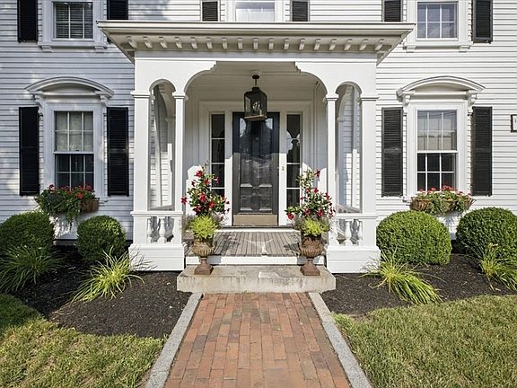 3rd image of 65 Washington St