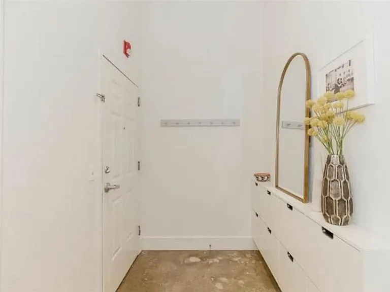1535 Walnut St #108 — Photo 5