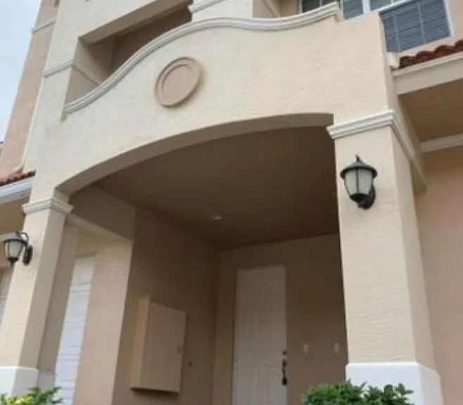5021 Vine Cliff Way W — Photo 12