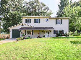 376 Fairlane Dr NW, Sparta, MI 49345