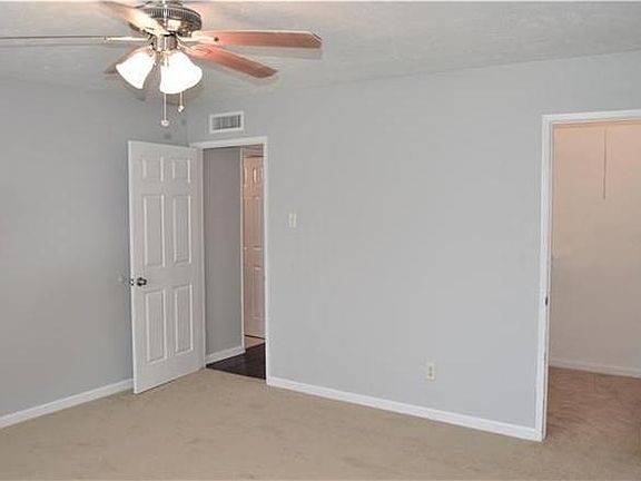 5th image of 6409 Yarmouth Ave