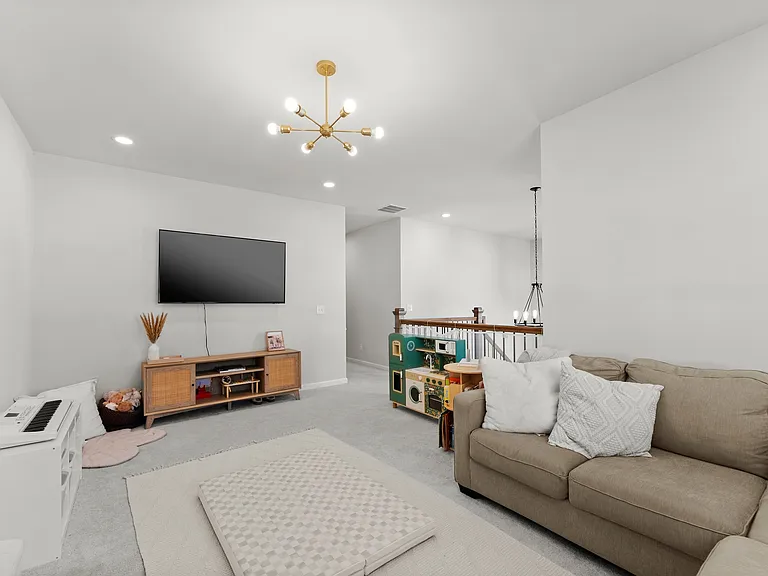 3675 Andover St — Photo 46