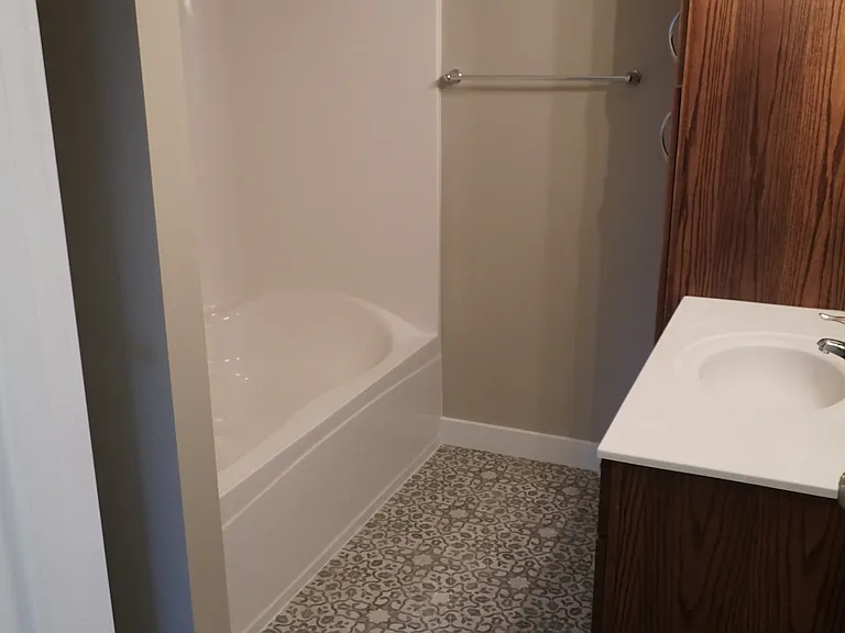 6717 Thomas St — Photo 9