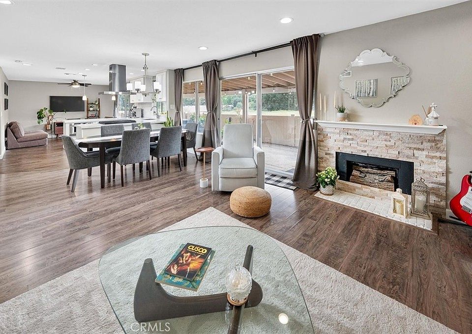 1st image of 26283 Rainbow Glen Dr