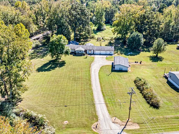 567 Broomfield Rd, Dover, AR 72837