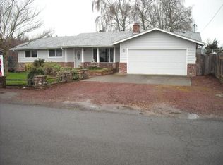 1004 54th St, Springfield, OR 97478