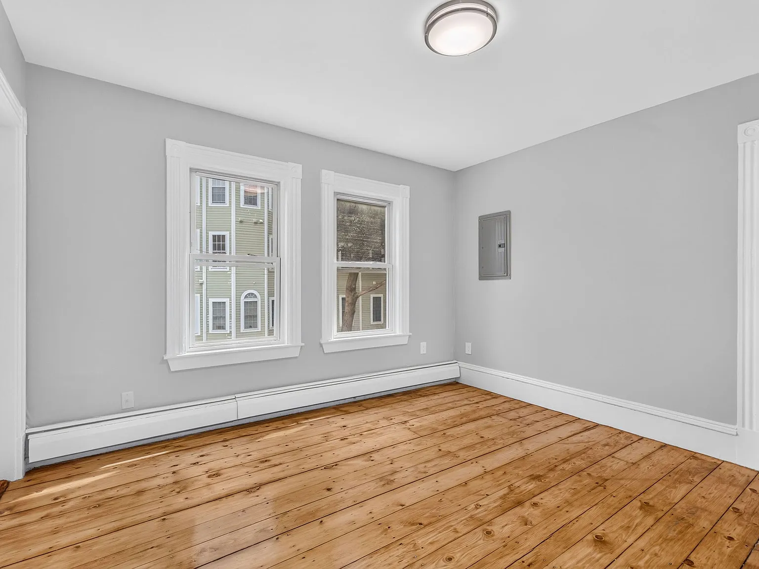 2 bed, 1.5 bath, $3,275 — Photo 4