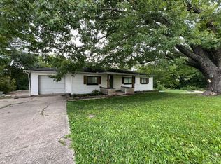 20949 Mount Pleasant Rd, Lawrenceburg, IN 47025