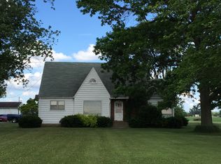 18154 N Cr 2400e, Oakland, IL 61943