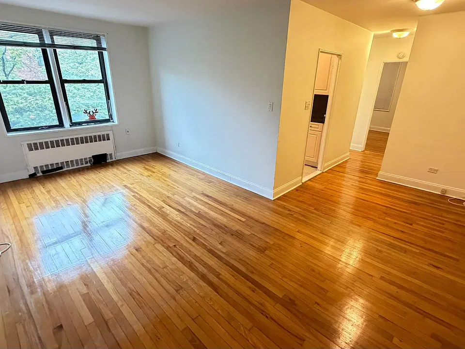 34-21 77th St #500