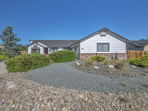 3rd image of 2712 Wildhorse Ln