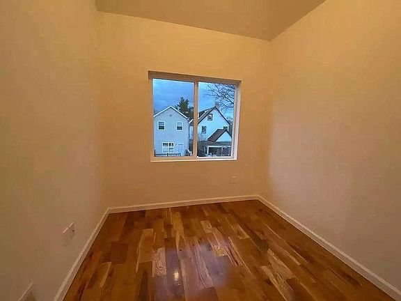 2nd image of 50 Britton St