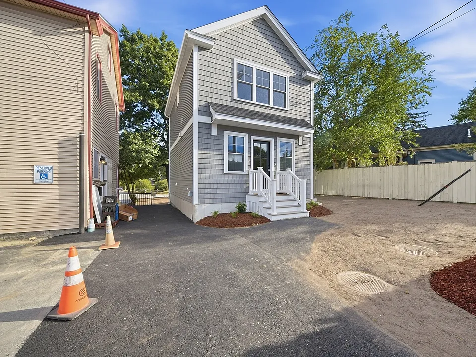148 Groton Rd #C