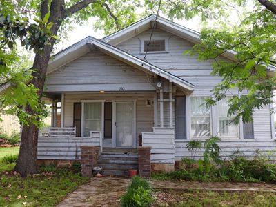 210 E Roberts St, Gorman, TX, 76454