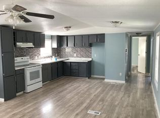 306 W Wallisville Rd, Highlands, TX 77562