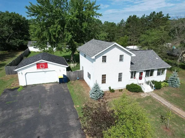 1005 S Main St, Necedah, WI 54646