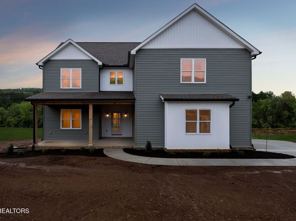 318 Roddy Branch Rd, Rockford, TN 37853