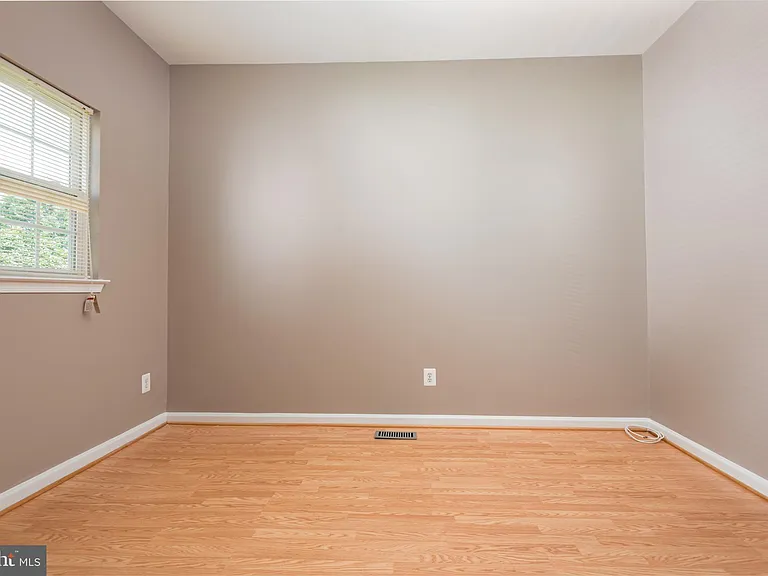 15121 Toccoa Ct — Photo 17