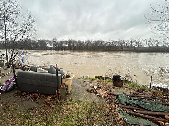 2nd image of 4013 Pottawatomie Rd