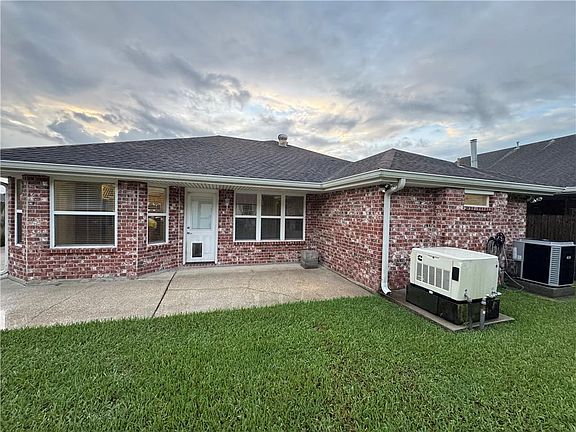 3rd image of 3901 Jacob Dr