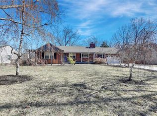 2331 W 51st St, Westwood, KS 66205