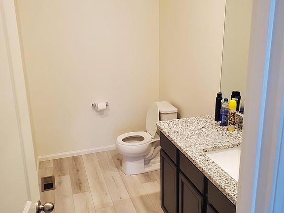 2nd image of 887 Emerald Lakes St #887