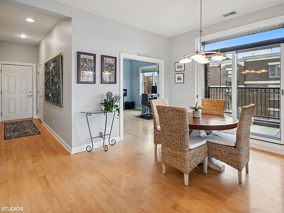 3148 N Oakley Ave #4S, Chicago, IL 60618 | Zillow