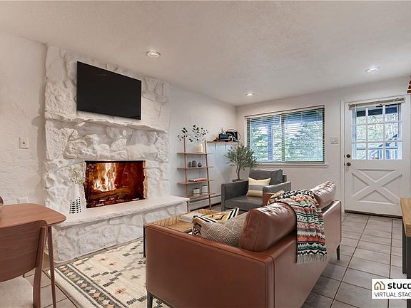 3rd image of 37 Hummingbird Dr Unit 3