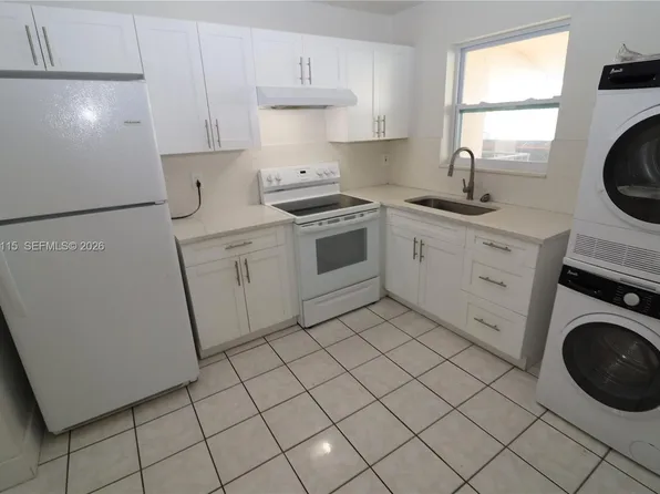 951 SW 7th St APT 4, Miami, FL 33130