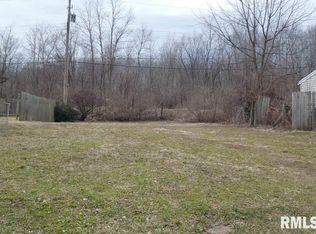 2637 Burton Dr, Springfield, IL 62703