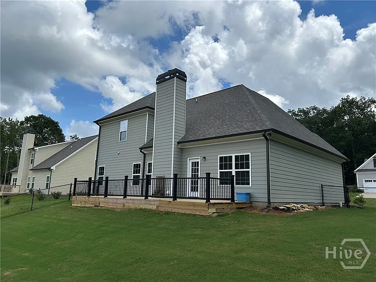 205 Solihull Ln — Photo 45