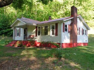 45 Red Red Ln, Sylva, NC 28779