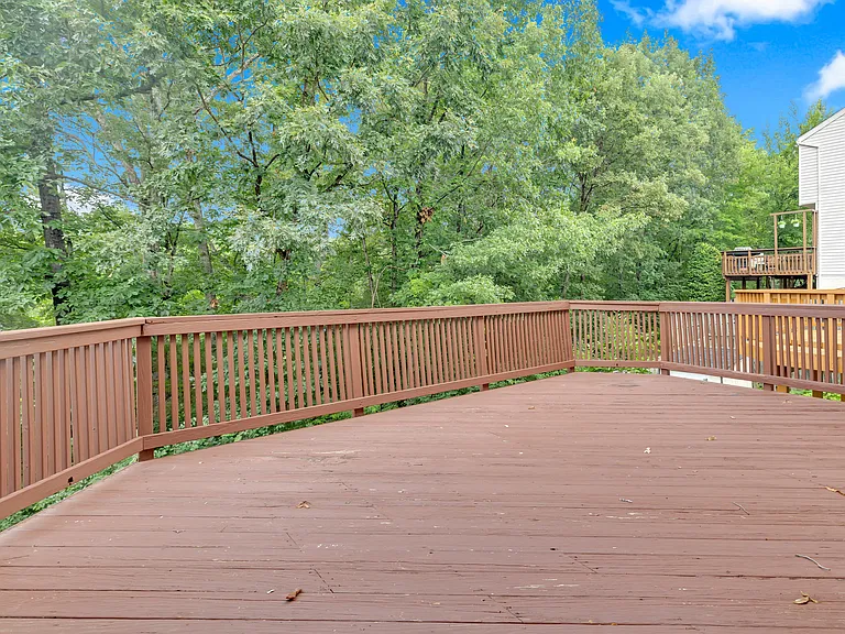 6880 Ridge Water Ct — Photo 24