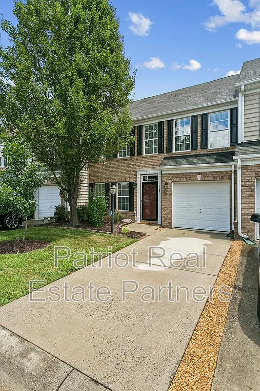 3 bed, 2.5 bath, 1772 sqft, $2,650 — Photo 1