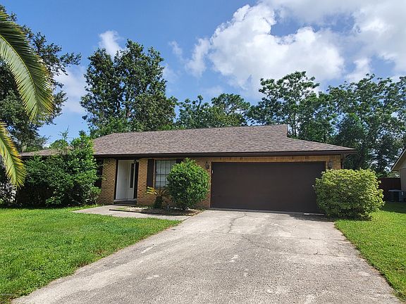 2nd image of 5332 Gathering Oaks Ct E