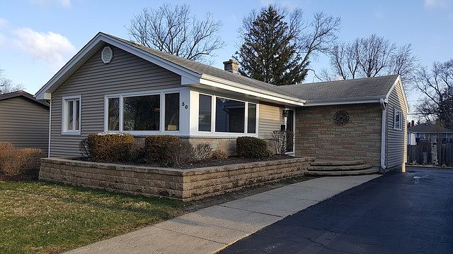 1st image of 50 W Adams St
