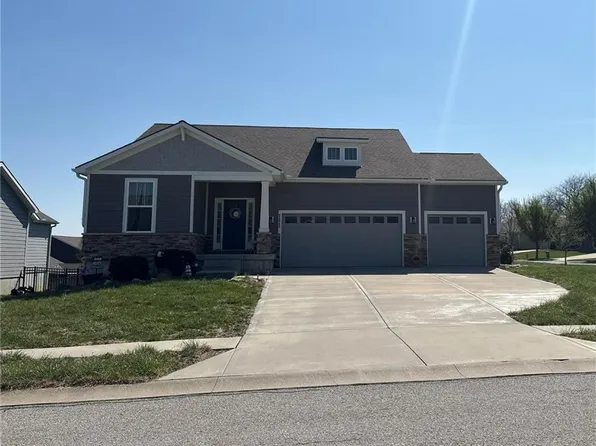25043 W 144th St, Olathe, KS 66061
