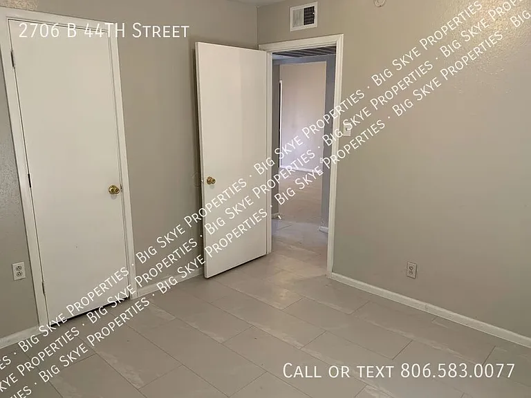 2706B 44th St — Photo 5