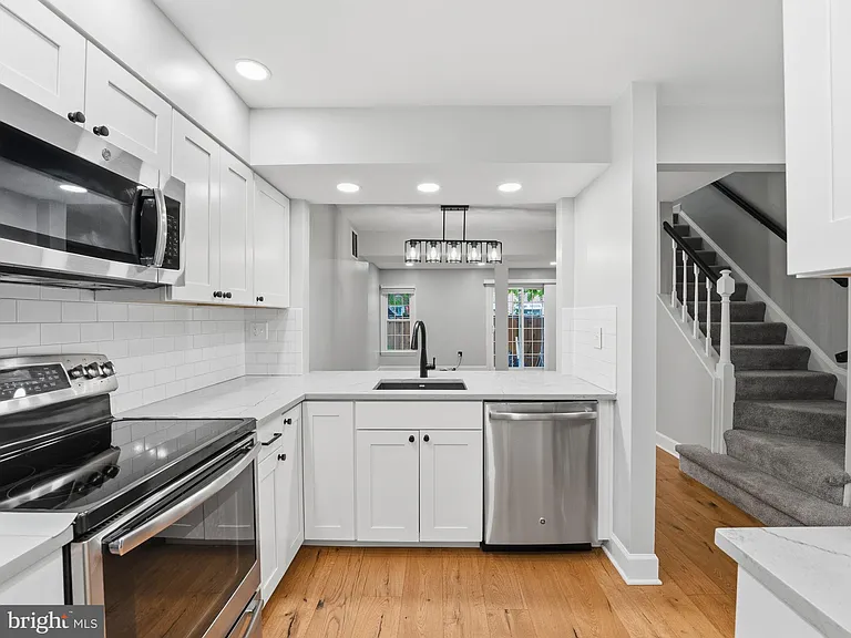 2424 S Walter Reed Dr #2 — Photo 5
