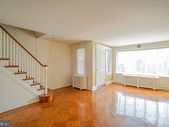 4th image of 4210 Vista St